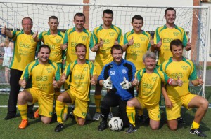 Equipe de football en maillots SPORTAMO