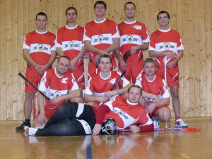 Equipe de floorball en maillots SPORTAMO