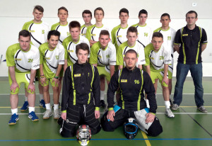 Equipe de floorball en maillots SPORTAMO